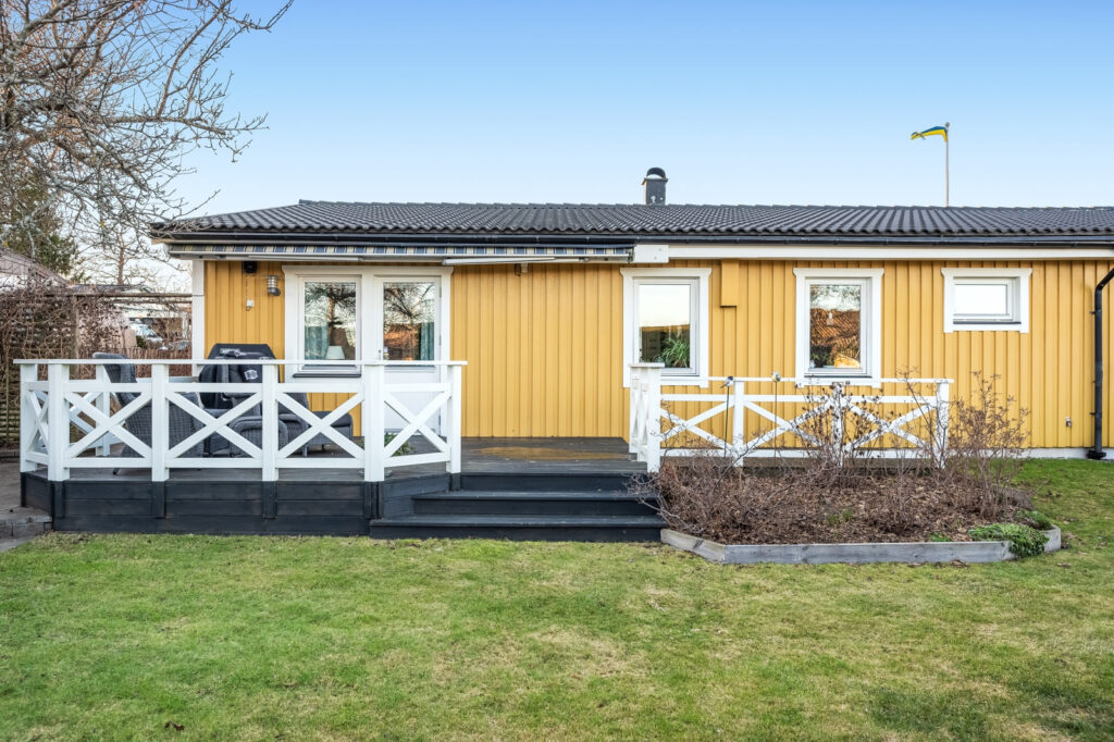 28. Takomlaggning Takpapp Bastuhus Vellinge Skane