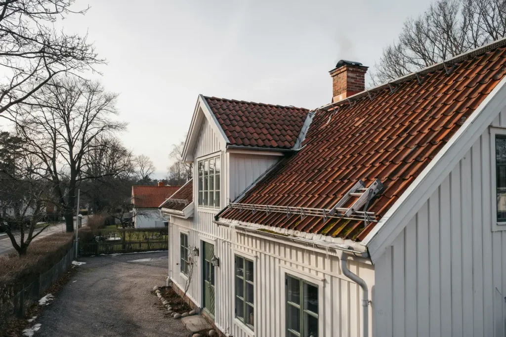 sn rasskydd takstegar och g ngbryggor s g r du taket s krare ret runt